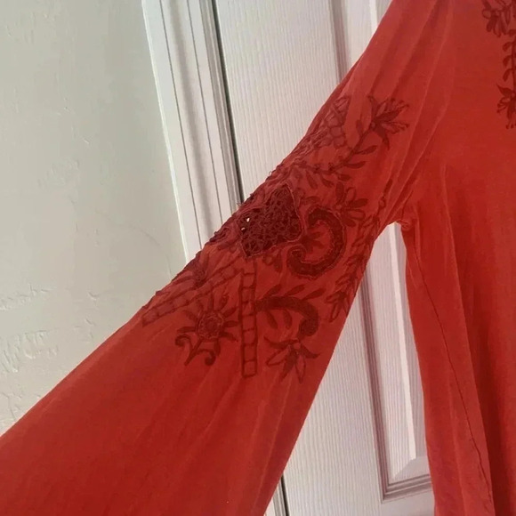 Lucky Brand Boho Embroidered Long Sleeved Top Size Small - Picture 3 of 11